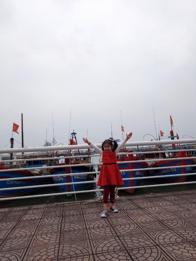 Nha Nghi Hang Nga 洞海 外观 照片